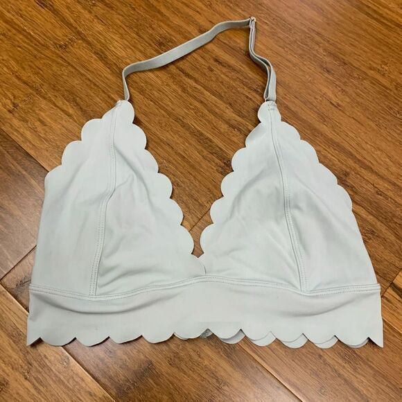 Out‎ From Under Urban Outfitters Sierra Scallop Fusion Bra Green - Size S - Picture 1 of 5